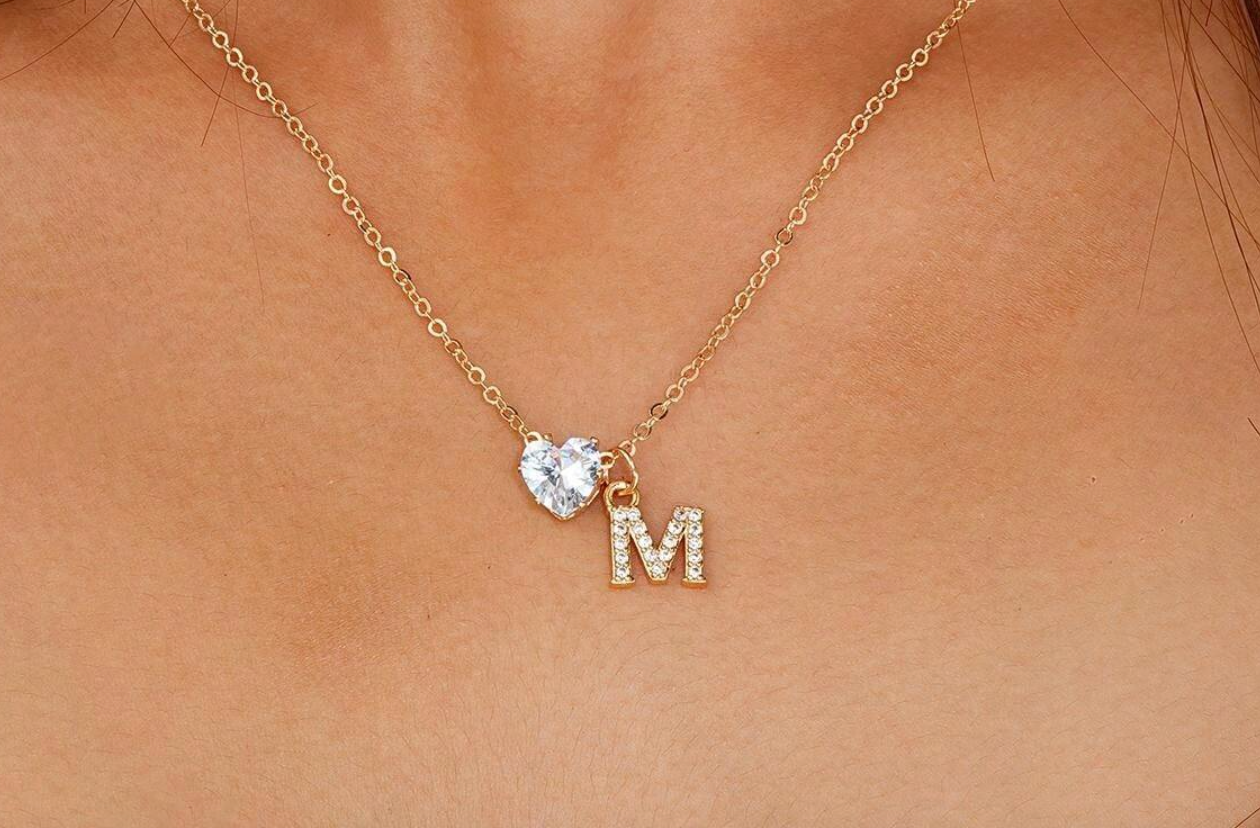 Anna Necklace - Personalized letter with diamond heart