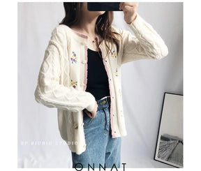 Embroidery Floral Cable Knitted Cardigan Sweaters & Cardigans