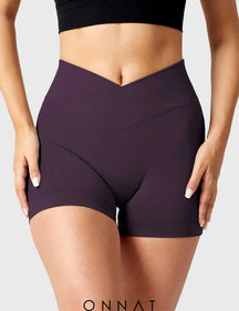 Onnat 3.6”Amplify V-Waistband Shorts Dark Purple / Xs