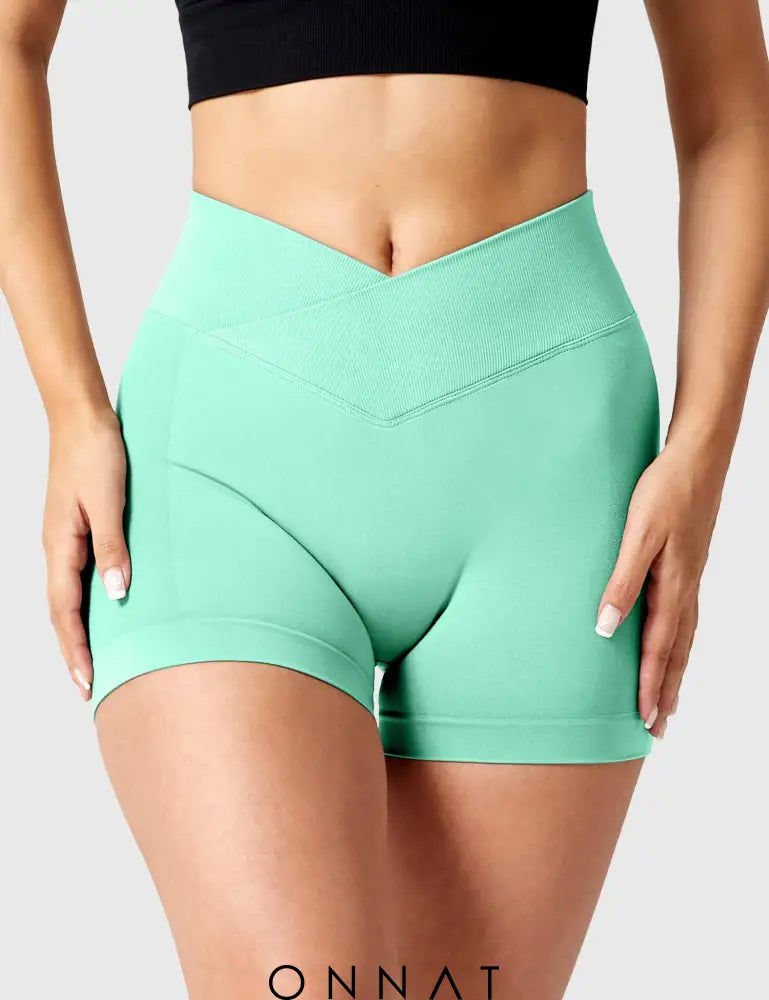 Onnat 3.6”Amplify V-Waistband Shorts Light Green / Xs