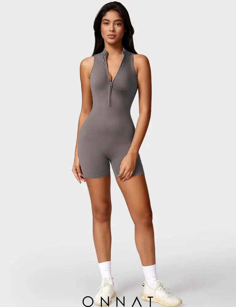 Onnat Belle Sleeveless Zipper Romper Jumpsuits