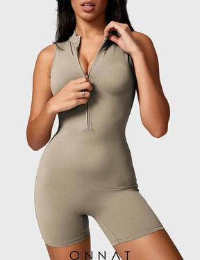 Onnat Belle Sleeveless Zipper Romper Jumpsuits