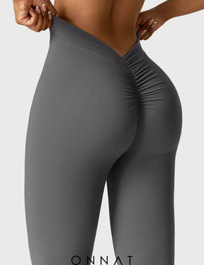 Onnat Daze V-Back Flare Leggings