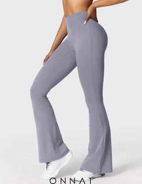 Onnat Daze V-Back Flare Leggings