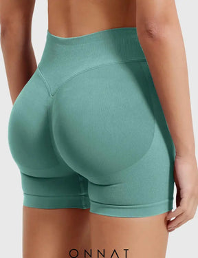 Onnat Eileen Seamless Shorts Light Green / S