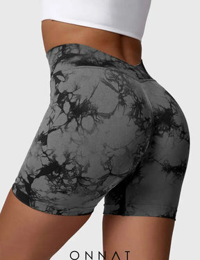 Onnat Liz Tie Dye V-Back Shorts Black Grey / S