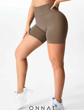 Onnat Scrunch Seamless Shorts