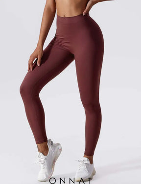 Onnat V-Back Ruched Leggings