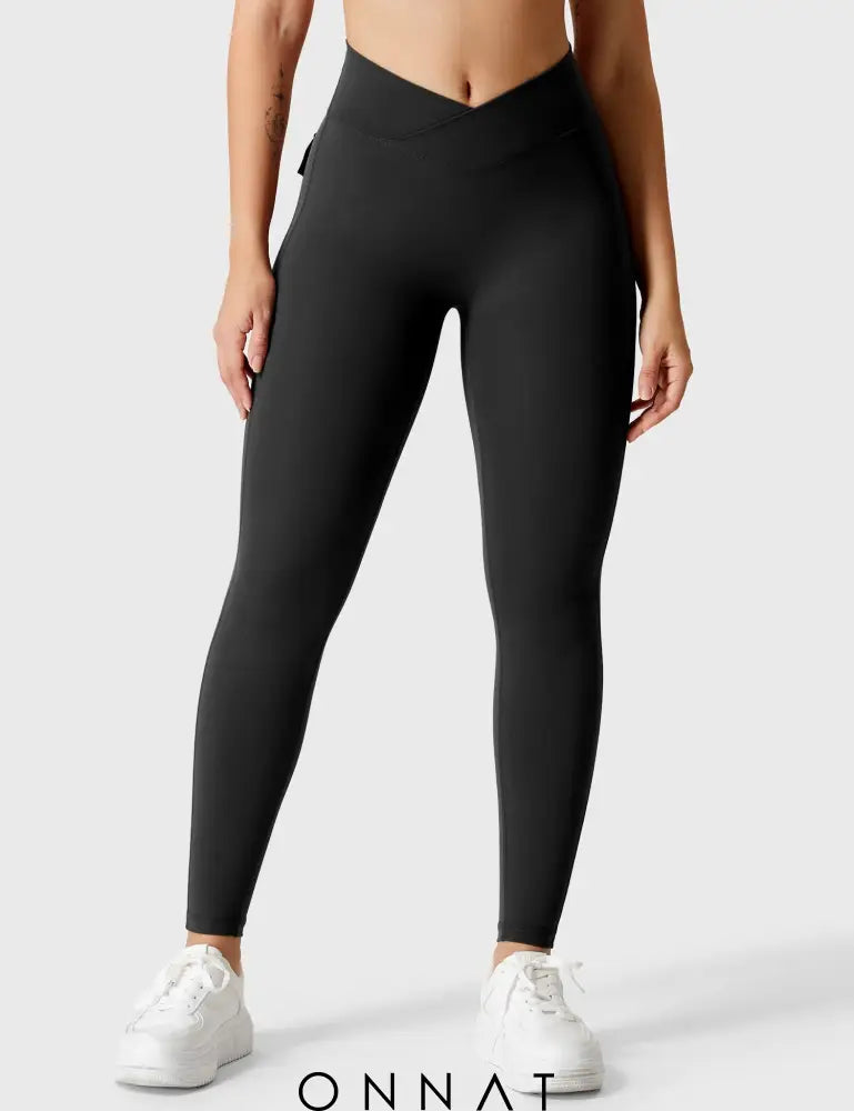 Onnat V-Waistband Charm Leggings