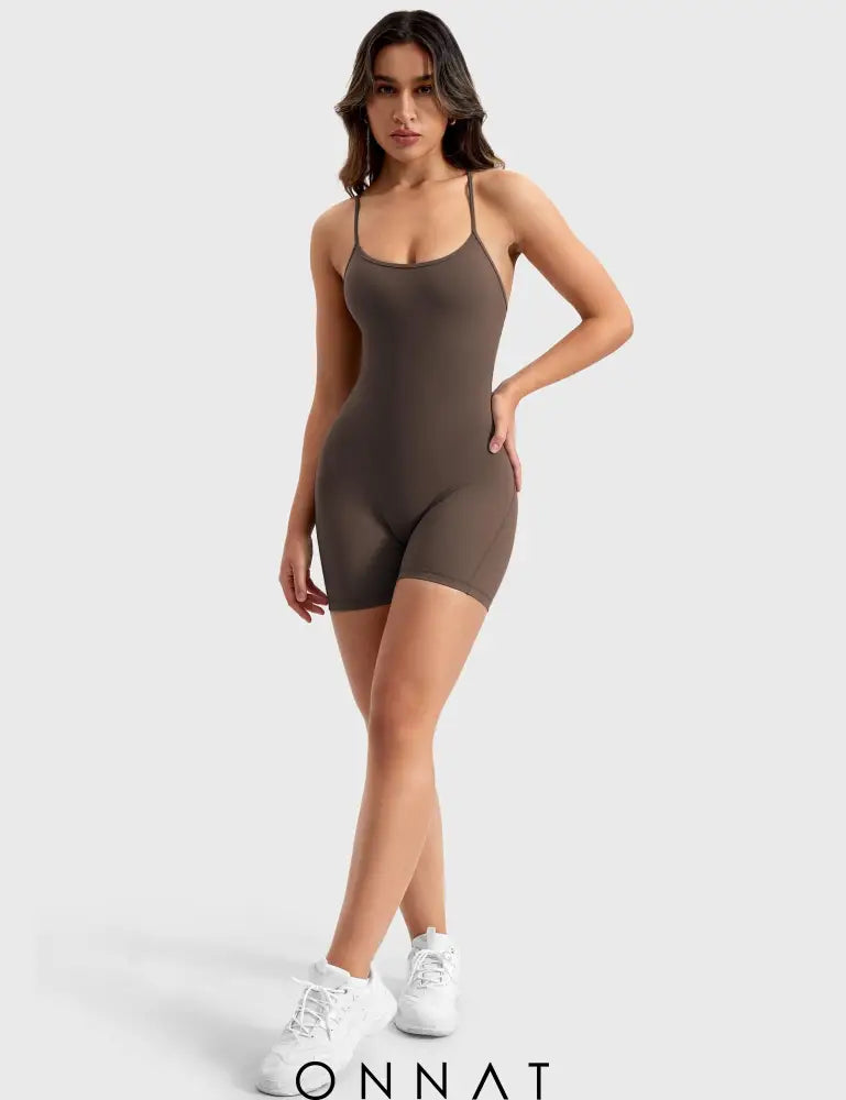 Onnat Vais U-Neck Romper Jumpsuits