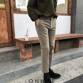 Straight Chino Pant Khaki / M Menswear