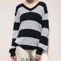 Striped Cabel Knit Sweater One Size / Gray Sweaters & Cardigans