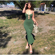 Vestido midi verde com recorte e alças